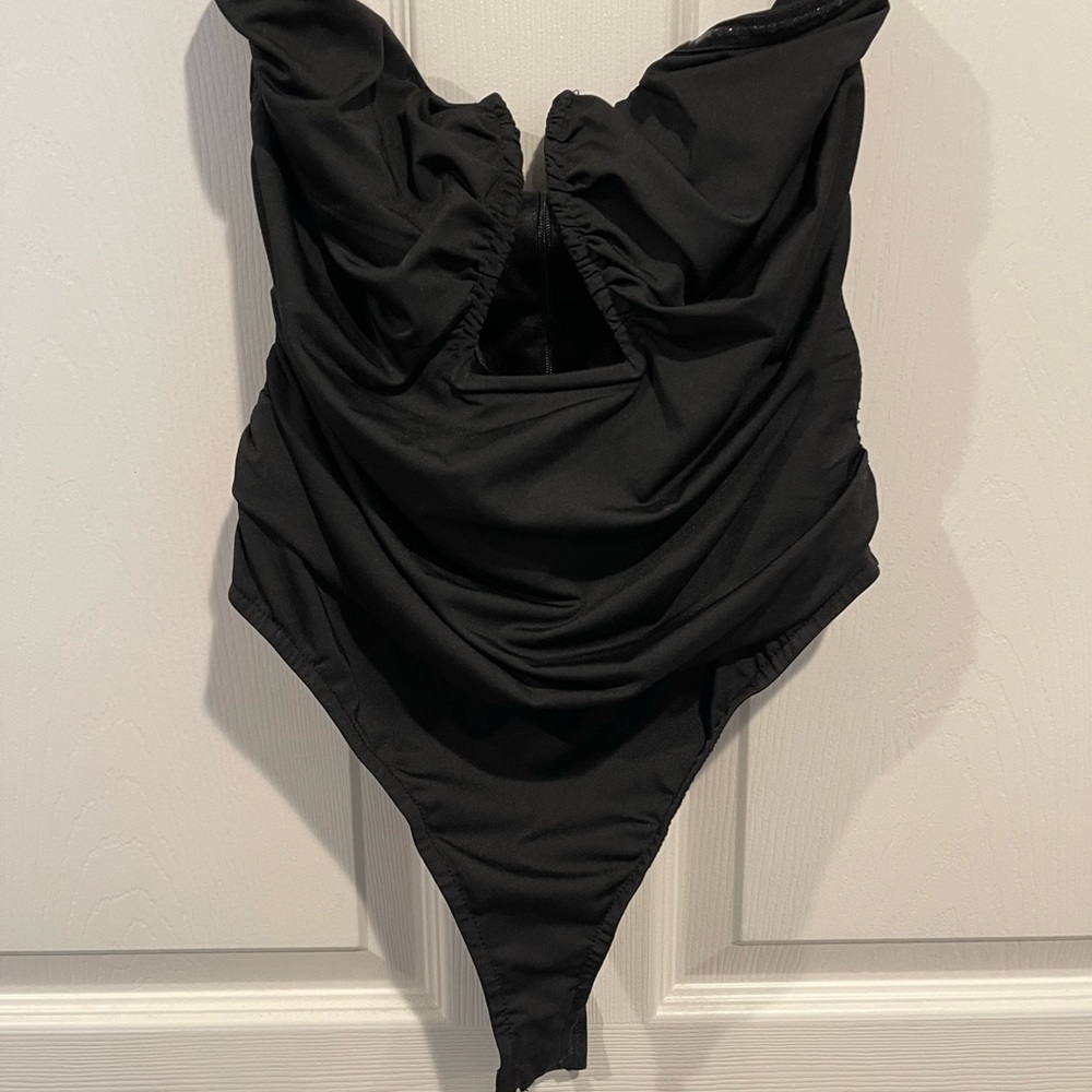 Vici Black Ruched Cut Out Sleeveless Bodysuit